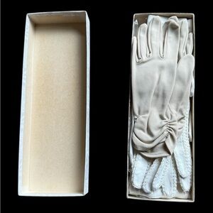 Bundle of Vintage Gloves